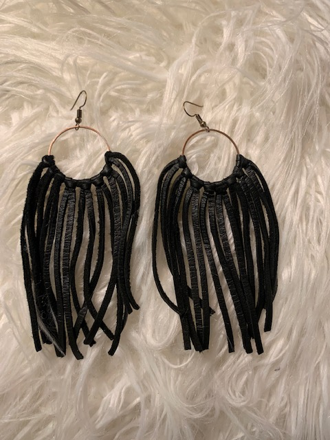 Medium Fringe Earrings(Black)