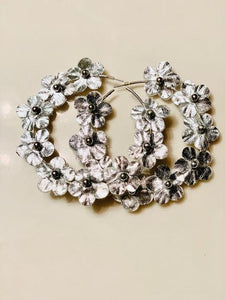 Flower Hoops(gold/silver)